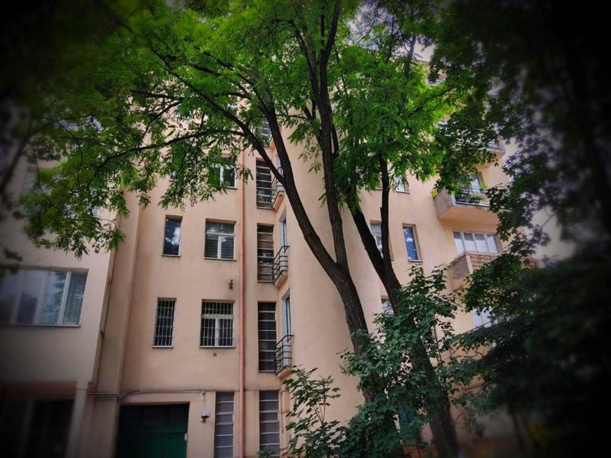 Retro Apartament Lägenhet Łódź Exteriör bild
